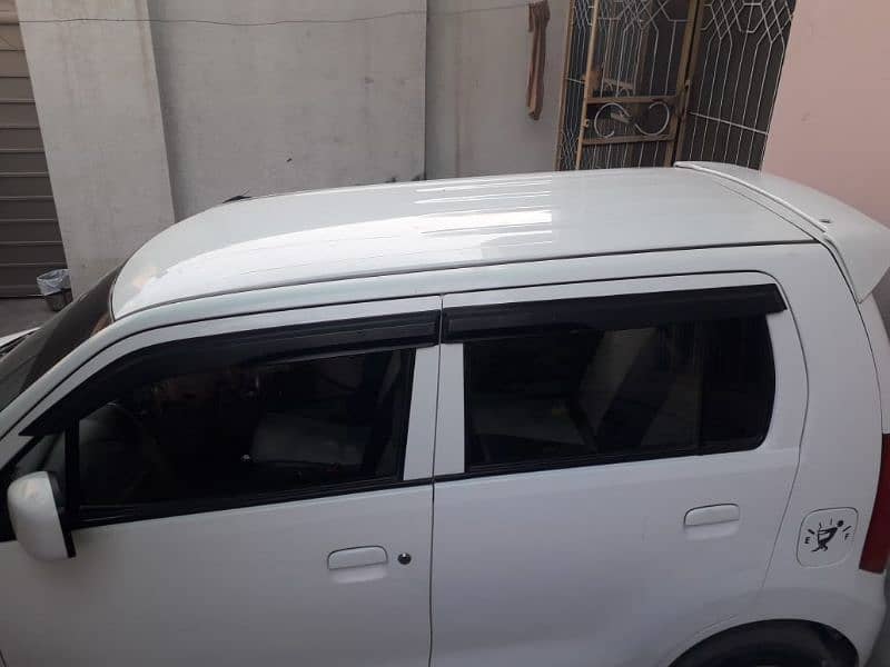 Suzuki Wagon R 2019 9