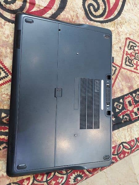 DELL E7440  Touchscreen Ultrabook 6