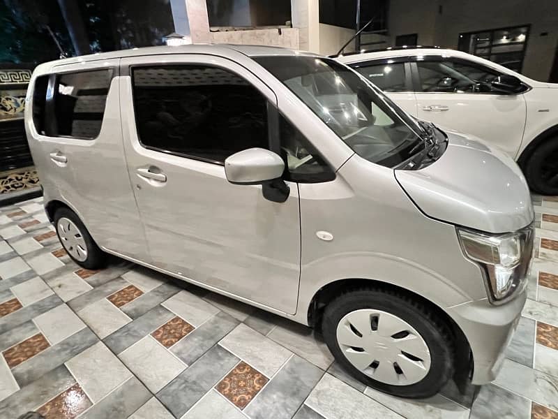 Suzuki Wagon R 2017 4