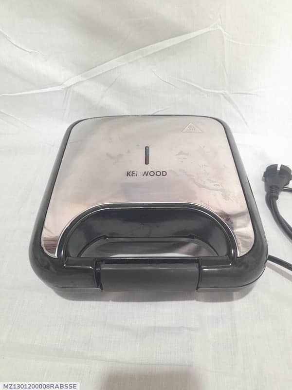 Electric Sandwich Maker 0