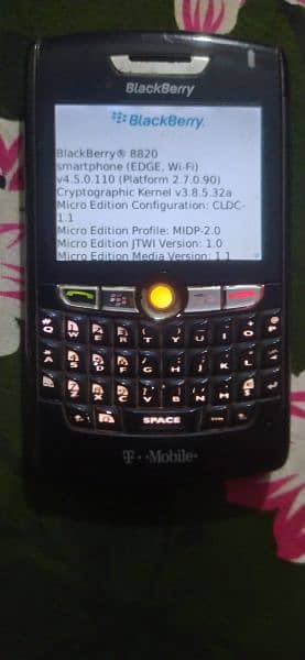 BLACK BERRY 8820 WIFI OLD IS GOLD SEALED APPROVED 2