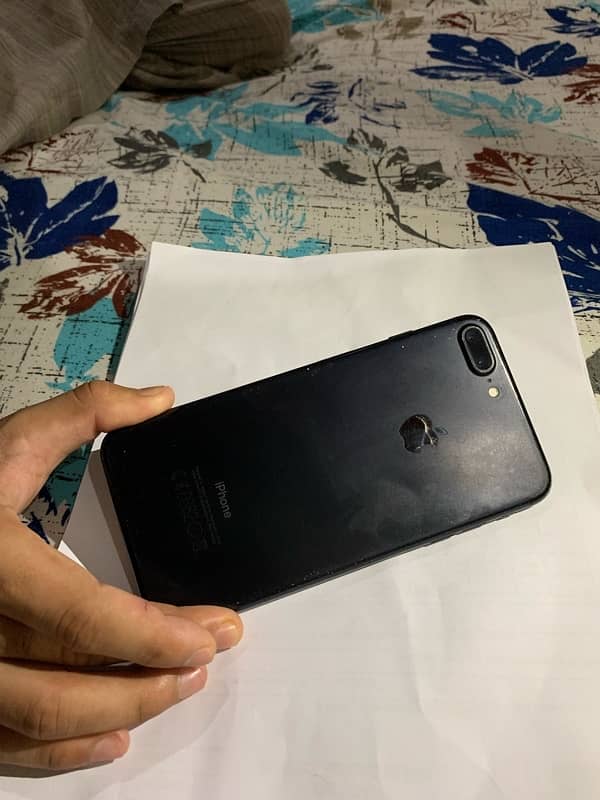 IPHONE 7 + Official  PTA Approved 5