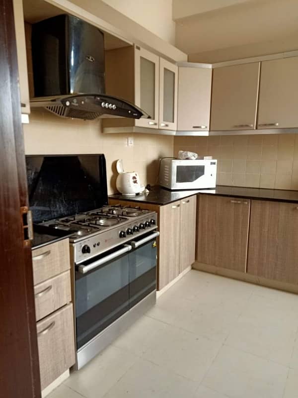 Flat For Sale In Askari 5 2 Bed Dd Leased Apartment 15