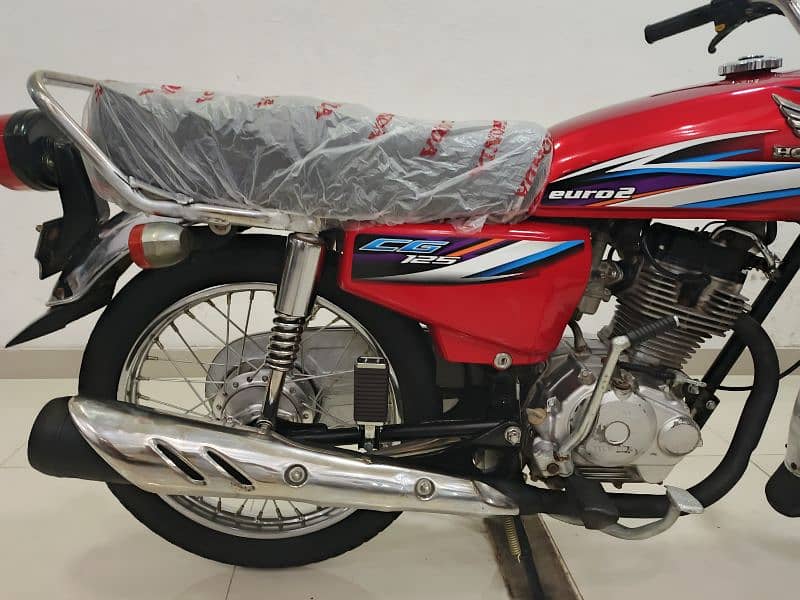 HONDA CG 125 MODEL 2015 4