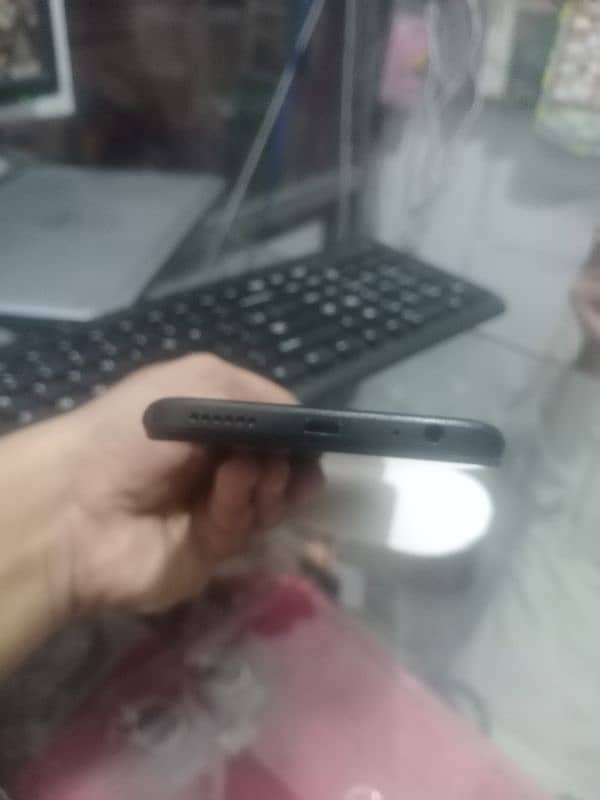 Infinix smart 6 condition 10/9 (2/32) 2