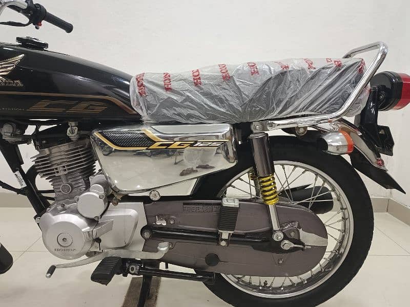 HONDA CG-125 SPECIAL EDITION 1