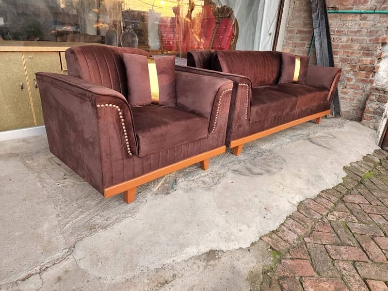 5 seater sofa set 10 yrs warranty 4