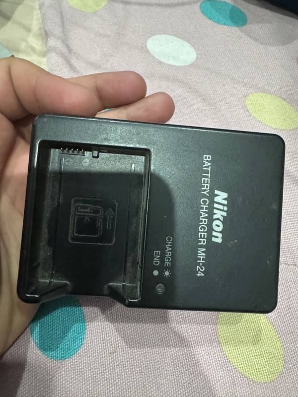 nikon d3400 mint condition 10/10 7