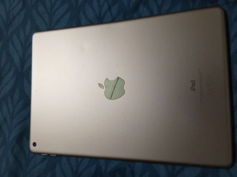 Ipad 7th Generation 32GB Rose Gold 11