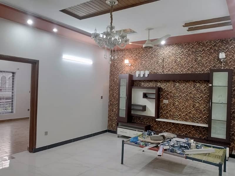 10 marla 2bed superb upper portion in wapda town F-2 block 0