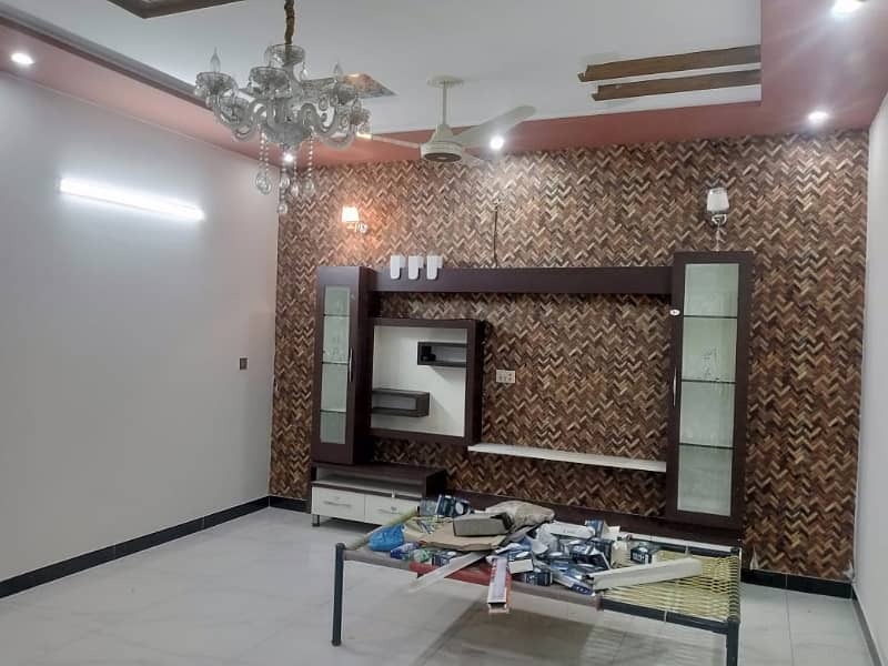 10 marla 2bed superb upper portion in wapda town F-2 block 5