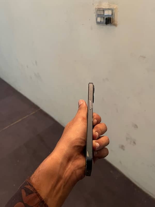 iphone 13 blue 128gb non PTA 5