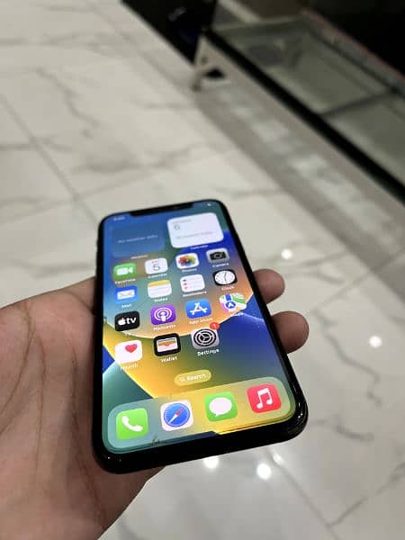 iphone x PTA approved 64gb 3