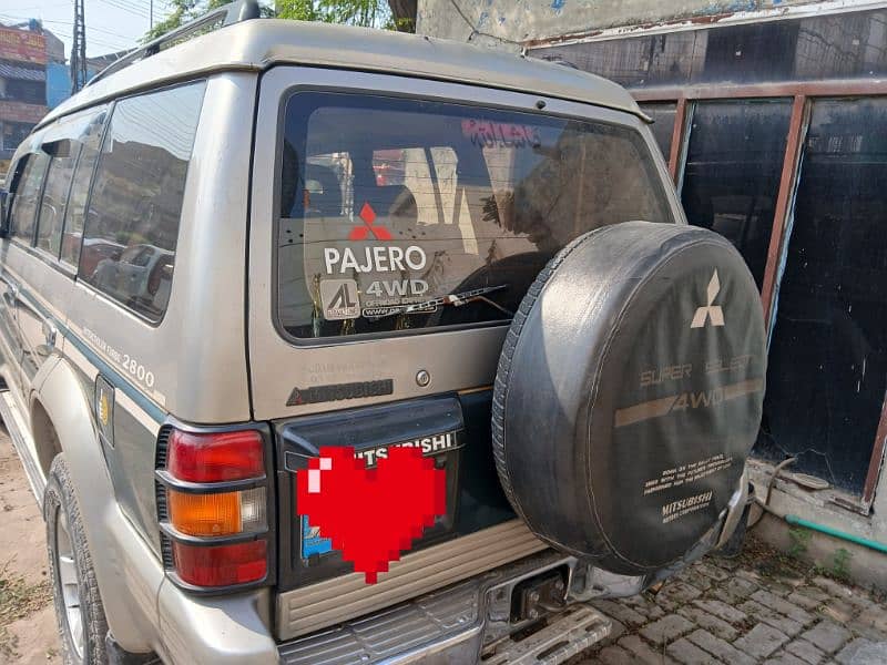 Mitsubishi Pajero 1996 1