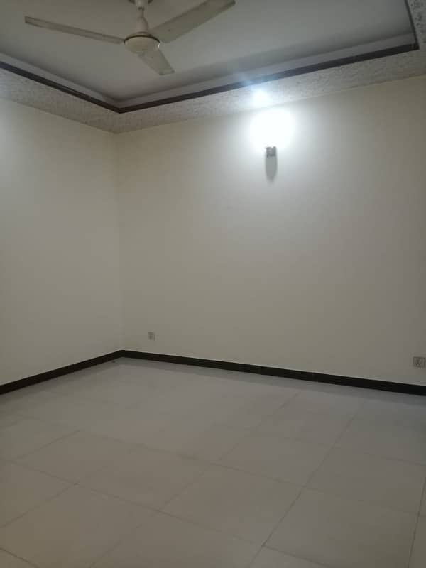 12 Marla upper portion for rent in G-15 4