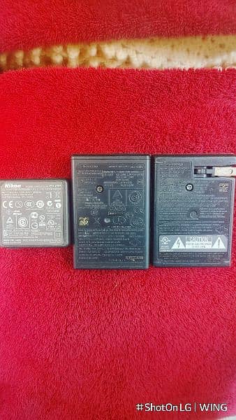 Sony and Nikon camera battery charger original total working 1