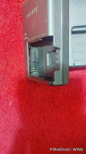 Sony and Nikon camera battery charger original total working 4