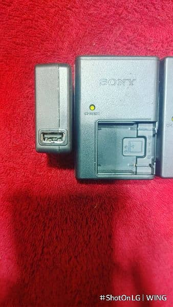 Sony and Nikon camera battery charger original total working 6