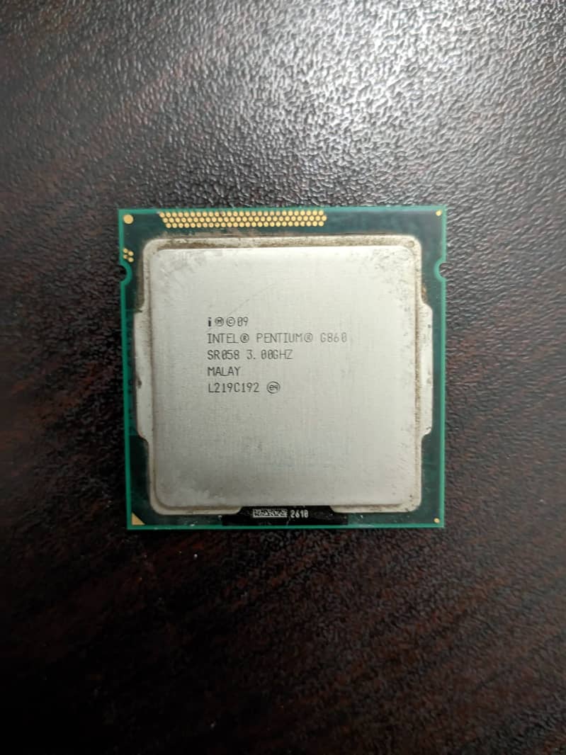 Xeon E3-1245 (i7-2600) + Nvidia Quadro 2000 1GB (DDR5). 2