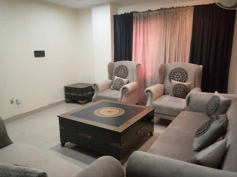 Par day one bed appatment for rent bahira town phase 6 any time available 4