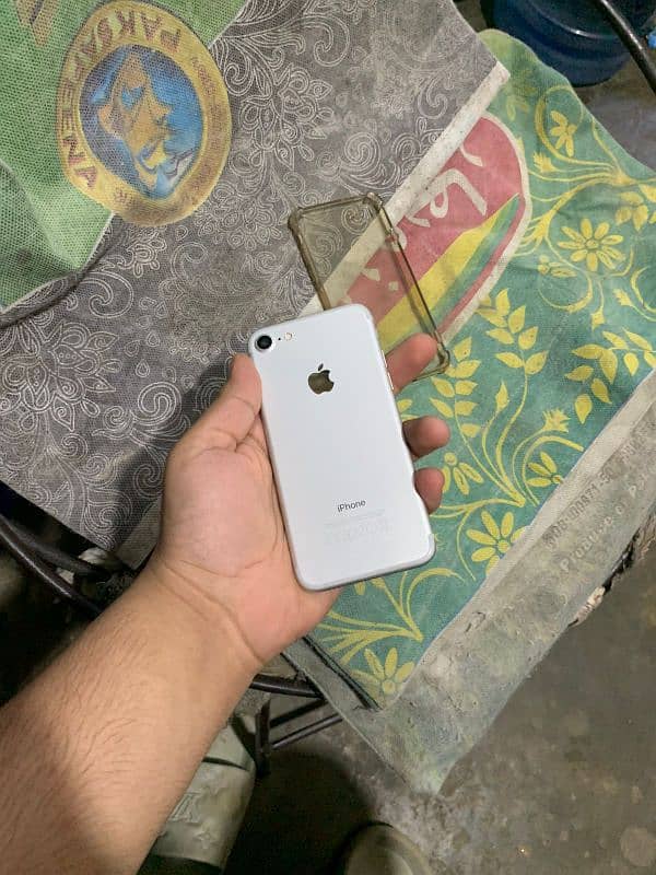 iphone 7 none PTA 4