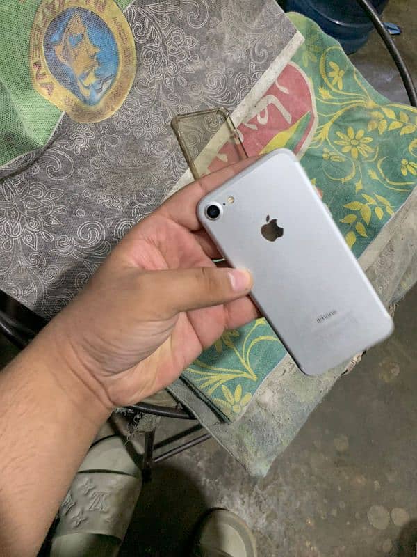 iphone 7 none PTA 11