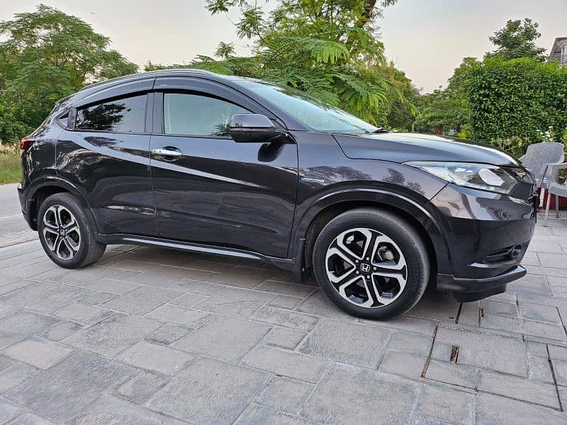 Honda Vezel 2014 Model 5