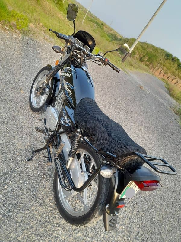 SUZUKI GS-150-SE.  AVAILABLE FOR SALE 6