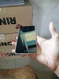 iphone 6plus 16 gb betery 92 just 1 fould back cemera off baki all ok