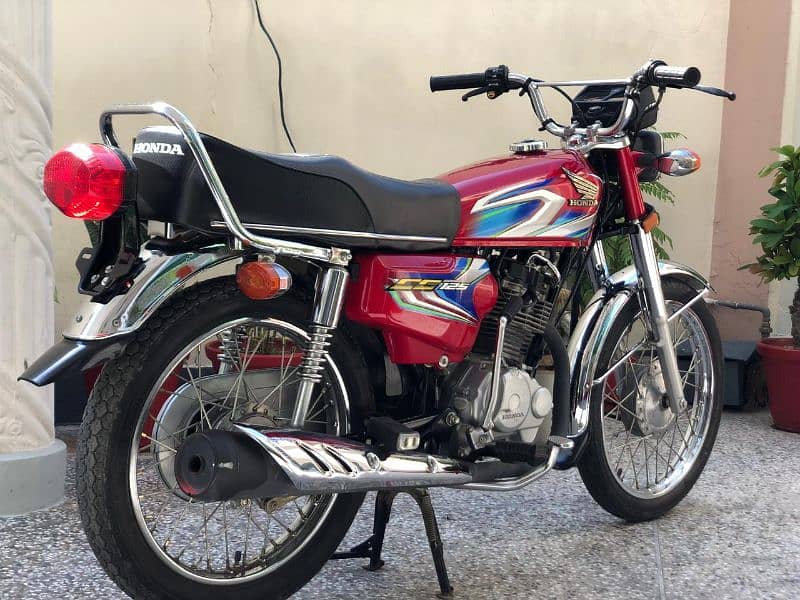 Honda 125 Lush Condition 5