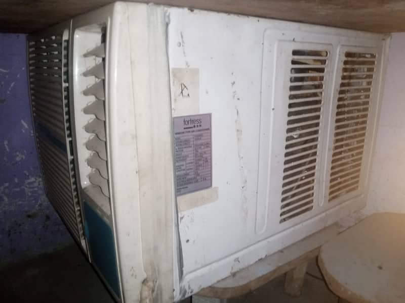 Window ac . 75 ton with R410a 2