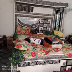 king size bed good condition arjent sale 0