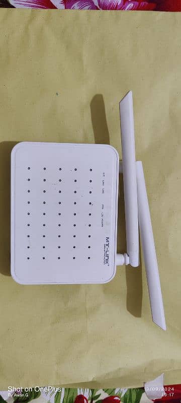 Fiber Routers 2 GPON 1 XPON 4