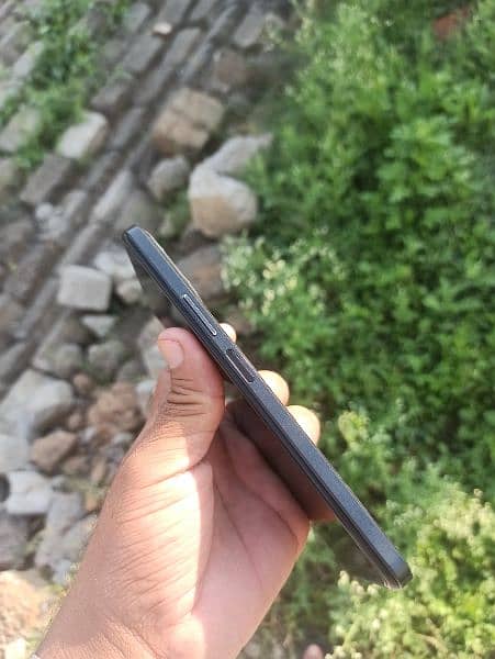 vivo Mobile Y35 urgent sale 2