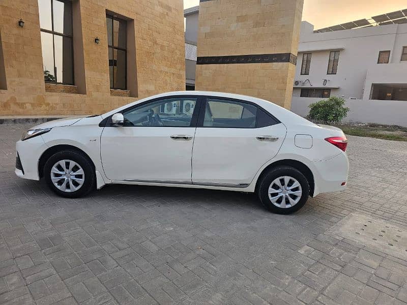 Total Genuine Toyota Corolla XLI VVT-I 1.3 Automatic 2018 Model 3