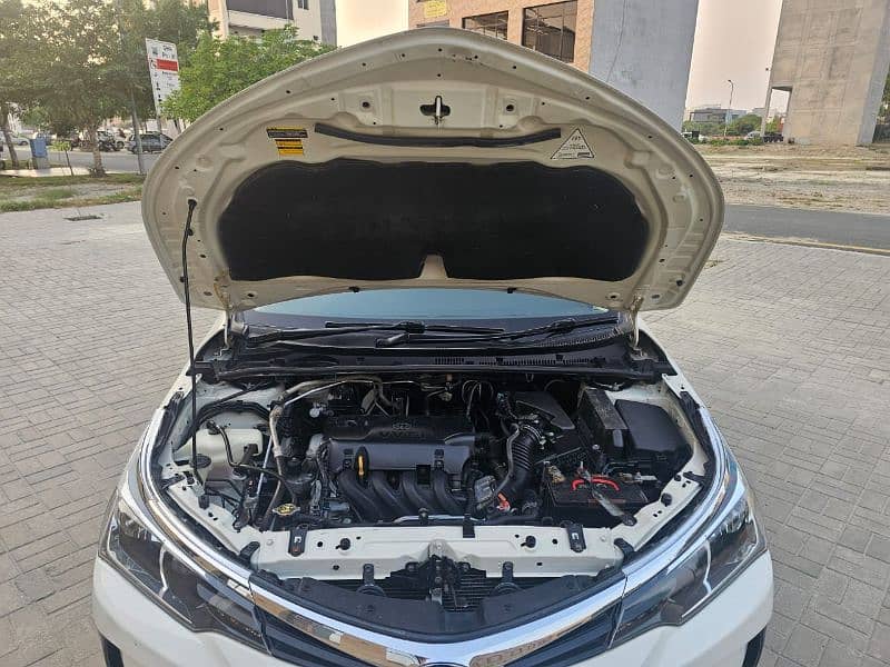 Total Genuine Toyota Corolla XLI VVT-I 1.3 Automatic 2018 Model 11