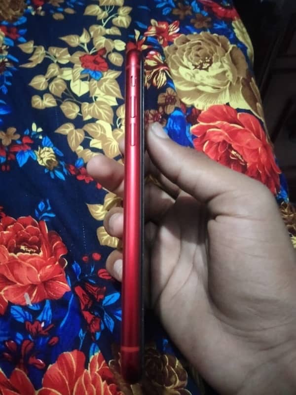 iphone XR all okay no open no repair 2