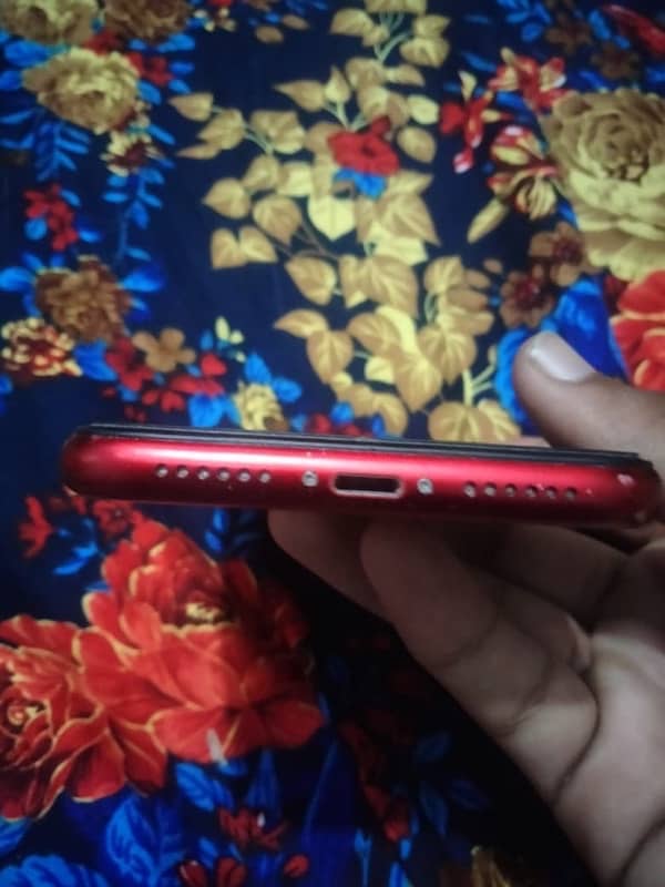 iphone XR all okay no open no repair 3