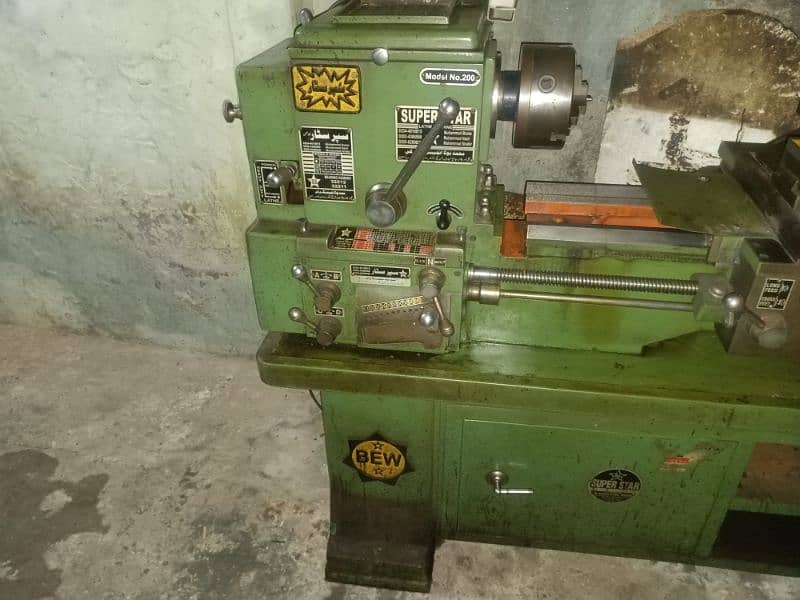 Lathe machine/kharad mashine 4