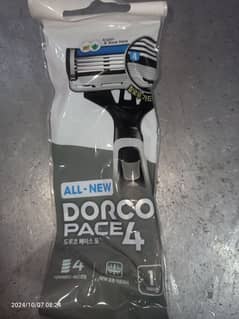 Dorco pace 4 razor