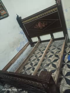 Bed king size for sell 0