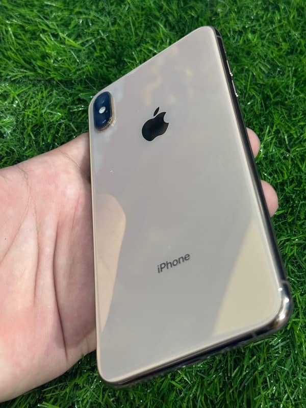 IPHONE XS MAX 5