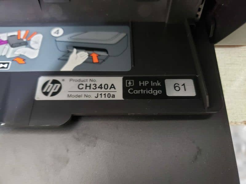 Hp Deskjet 1000 printer  J 110a 4