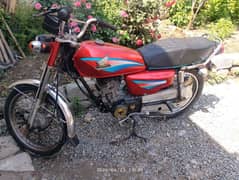 Honda cg125 model 2005 for sale; demand 85,000. Whatsapp; 0311.1829035