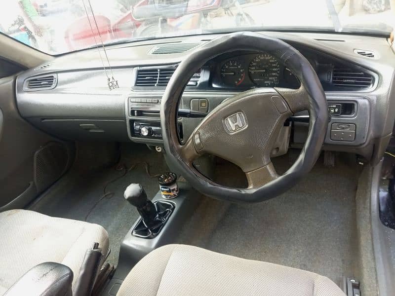 Honda Civic EXi 1995 9