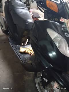 Scooty Honda 149cc 0