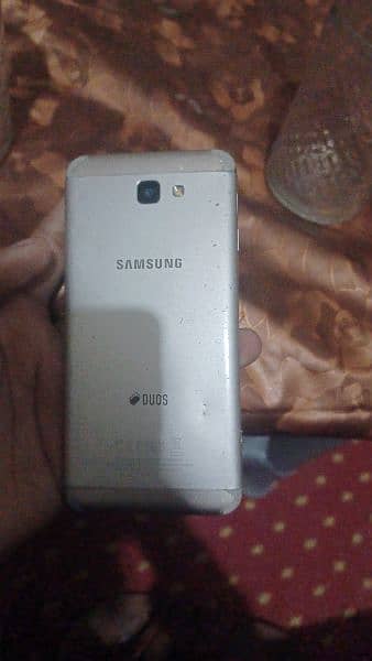 Samsung A32 5G with Samsung j5 3