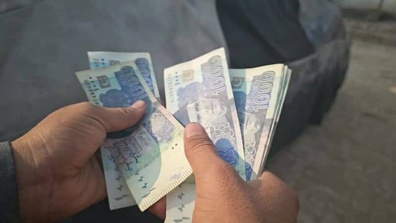 محنت صرف مزدوری کا نام نہیں اب آپ گھر بیٹھے انٹرنیٹ کی سہولت سے کمائیں 3