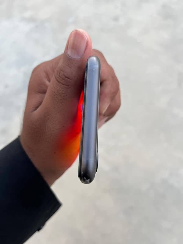 iPhone 11 64Gb 2