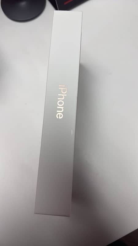 iPhone 16 Pro max 256GB LLA 2